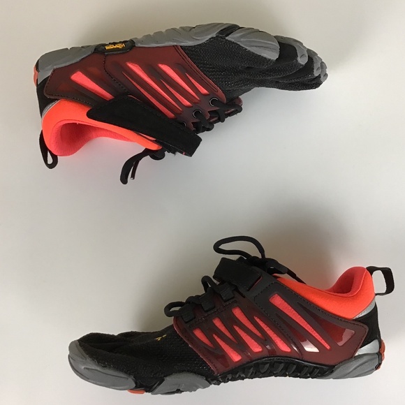 NWOT Vibram FiveFingers Running Shoe - Picture 8 of 12